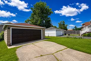 2010 S 11th Ave, Maywood, IL 60153 - Photo 2