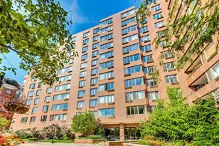 801 S Plymouth Ct, Chicago, IL 60605 - Photo 1