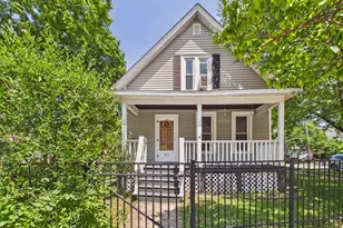 952 Larkin Ave, Elgin, IL 60123 - Photo 1
