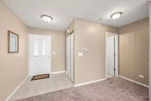 1715 Pine St, McHenry, IL 60050 - Photo 6