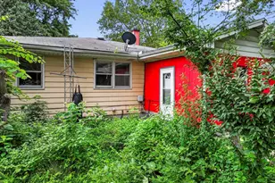 746 Schomer Ave, Aurora, IL 60505 - Photo 32