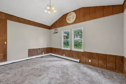 746 Schomer Avenue, Aurora, IL 60505 - Photo 8