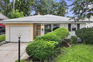 746 Schomer Ave, Aurora, IL 60505 - Photo 30