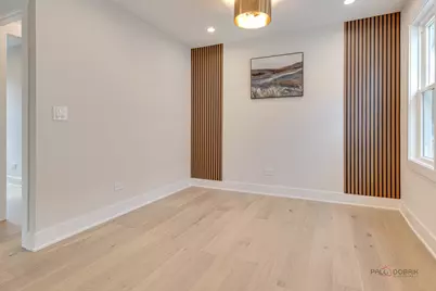 5748 W Eastwood Avenue, Chicago, IL 60630 - Photo 32