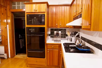 6146 W Roscoe Street, Chicago, IL 60634 - Photo 12