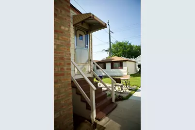6146 W Roscoe Street, Chicago, IL 60634 - Photo 38