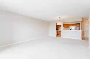 7400 N Lincoln Ave, Skokie, IL 60076 - Photo 6
