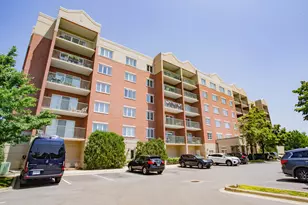 7400 N Lincoln Ave, Skokie, IL 60076 - Photo 1