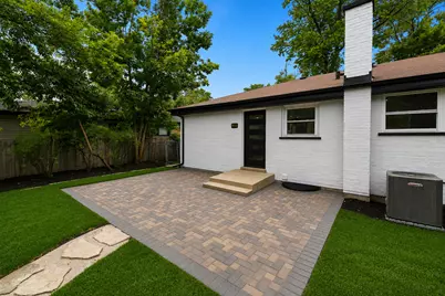 9513 Lowell Avenue, Skokie, IL 60076 - Photo 6