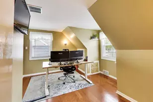 817 S Spring Rd, Elmhurst, IL 60126 - Photo 20