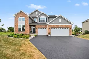 2221 Country Hills Dr, Yorkville, IL 60560 - Photo 1
