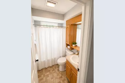 8808 S 85th Court, Hickory Hills, IL 60457 - Photo 18