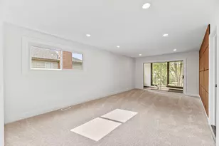 1430 Country Ln, Deerfield, IL 60015 - Photo 22