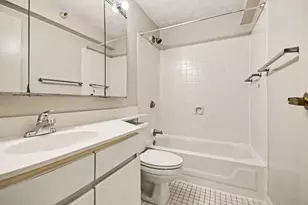 440 N Wabash Ave, Chicago, IL 60611 - Photo 10