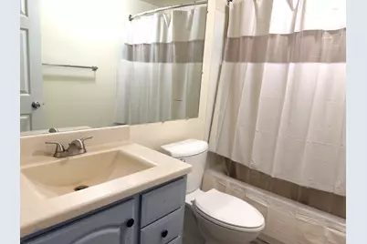 400 Wellington Lane, Bolingbrook, IL 60440 - Photo 6