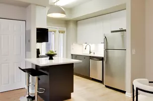 2545 N Racine Ave, Chicago, IL 60614 - Photo 6