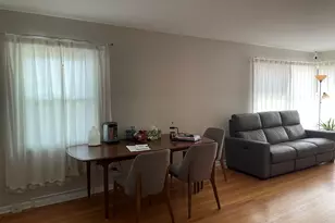 1948 Lincoln Ave, Northbrook, IL 60062 - Photo 8