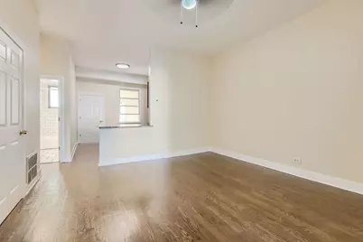 7048 N Clark Street #2FLR, Chicago, IL 60626 - Photo 2
