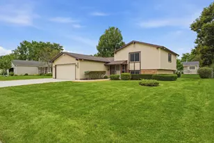 1148 N Old Bridge Rd, Palatine, IL 60067 - Photo 2