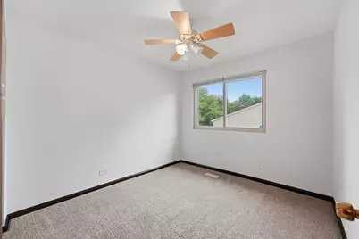 1148 N Old Bridge Road, Palatine, IL 60067 - Photo 22