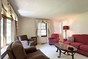 1130 Cardinal Dr, Bourbonnais, IL 60914 - Photo 6