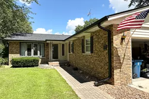 1130 Cardinal Dr, Bourbonnais, IL 60914 - Photo 4