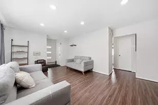 3749 W 78th Pl, Chicago, IL 60652 - Photo 4