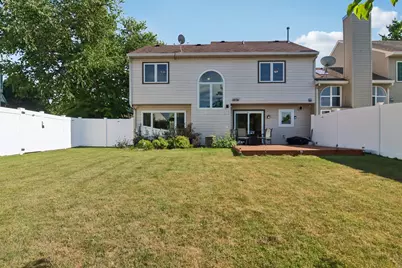 18 W Rosewood Lane, Round Lake Beach, IL 60073 - Photo 32