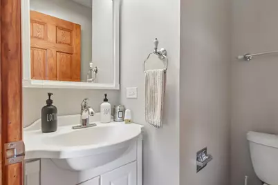 18 W Rosewood Lane, Round Lake Beach, IL 60073 - Photo 24