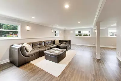 955 W Gilbert Road, Palatine, IL 60067 - Photo 14
