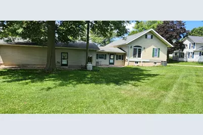 1654 Hoover Road, Deer Grove, IL 61243 - Photo 4