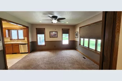1654 Hoover Road, Deer Grove, IL 61243 - Photo 10