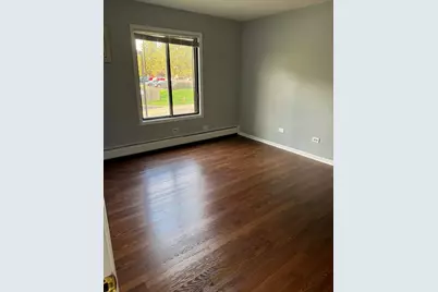 985 S Court Of Shorewood Court #2B, Vernon Hills, IL 60061 - Photo 2