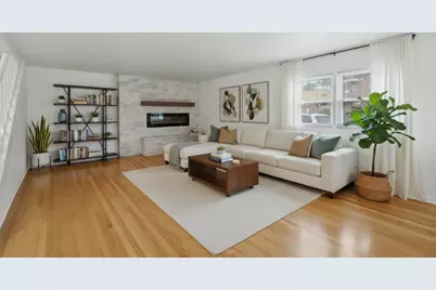 114 N Lancaster Street, Mount Prospect, IL 60056 - Photo 2