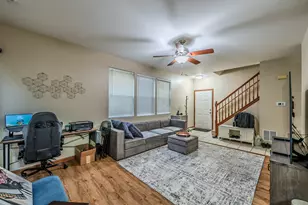 3959 Blackstone Dr, Aurora, IL 60504 - Photo 2