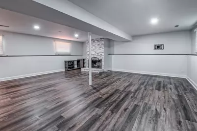 1099 Stratford Lane, Hanover Park, IL 60133 - Photo 16