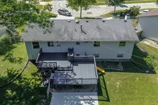 1099 Stratford Ln, Hanover Park, IL 60133 - Photo 24