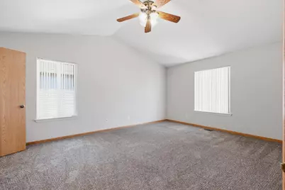 1986 Wedgewood Circle, Romeoville, IL 60446 - Photo 20