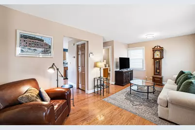 6216 W 60th Street, Chicago, IL 60638 - Photo 2