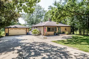 5216 Riverview Dr, Lisle, IL 60532 - Photo 1