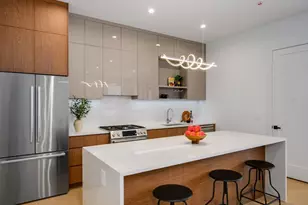515 W Elm St, Chicago, IL 60610 - Photo 10