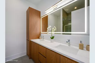 515 W Elm Street #202, Chicago, IL 60610 - Photo 16