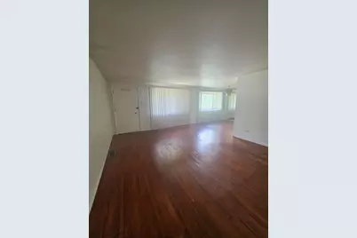 821 E 10th Place, Ford Heights, IL 60411 - Photo 2