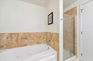 210 S Desplaines St, Chicago, IL 60661 - Photo 20