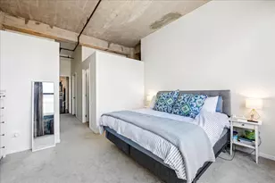 210 S Desplaines St, Chicago, IL 60661 - Photo 18