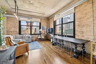 210 S Desplaines St, Chicago, IL 60661 - Photo 8