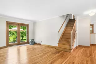 255 West Ln, Lake Zurich, IL 60047 - Photo 4