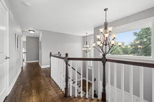 26W144 Houghton Ln, Winfield, IL 60190 - Photo 18