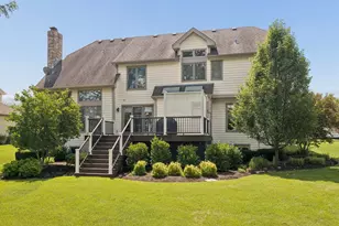 26W144 Houghton Ln, Winfield, IL 60190 - Photo 4