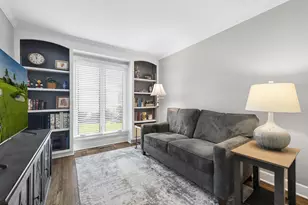 26W144 Houghton Ln, Winfield, IL 60190 - Photo 16